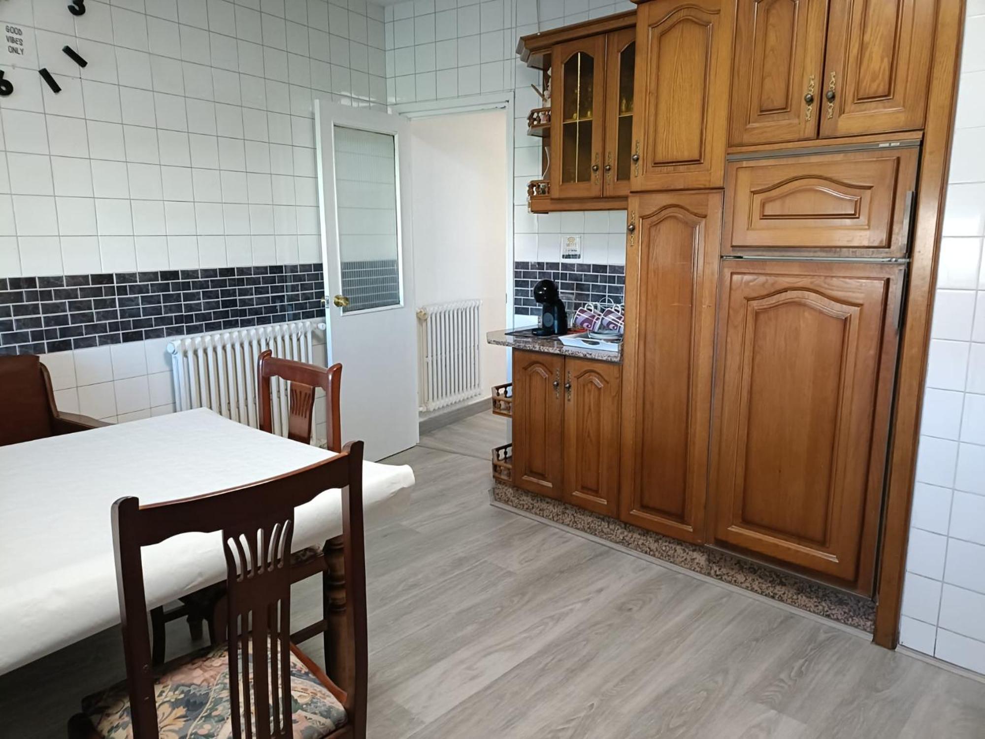 Apartamento Shenzhen En Astorga Camino De Santiago Cochera Bicis Zewnętrze zdjęcie